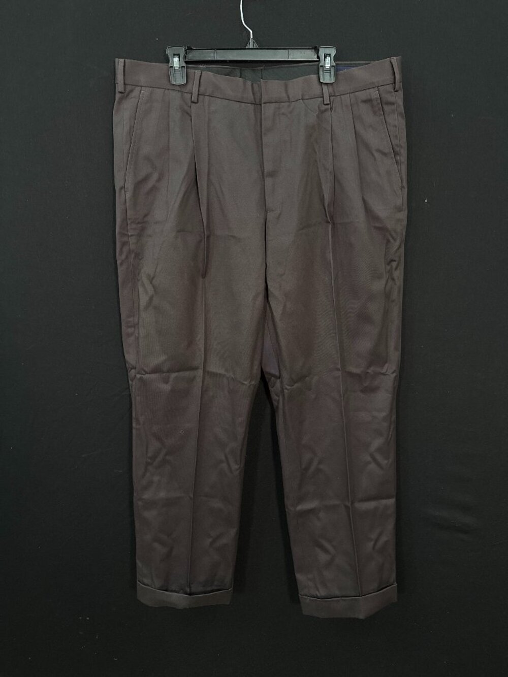 Lands' End Men's Traditional Fit Pleated Twill Pants Brown 40x31 Cuffed NWOT
